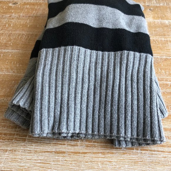 Thick Cotton Sweater - Picture 3 of 3